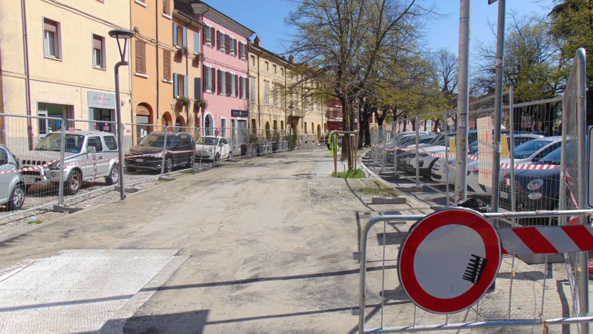 Cesena, in partenza i lavori di asfaltatura in viale Mazzoni