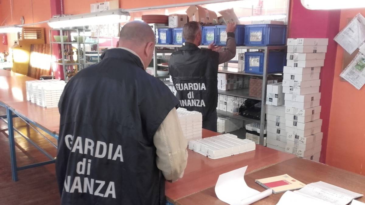 Faenza, evasione per oltre 600mila euro: confiscati un appartamento e un garage a imprenditore cinese