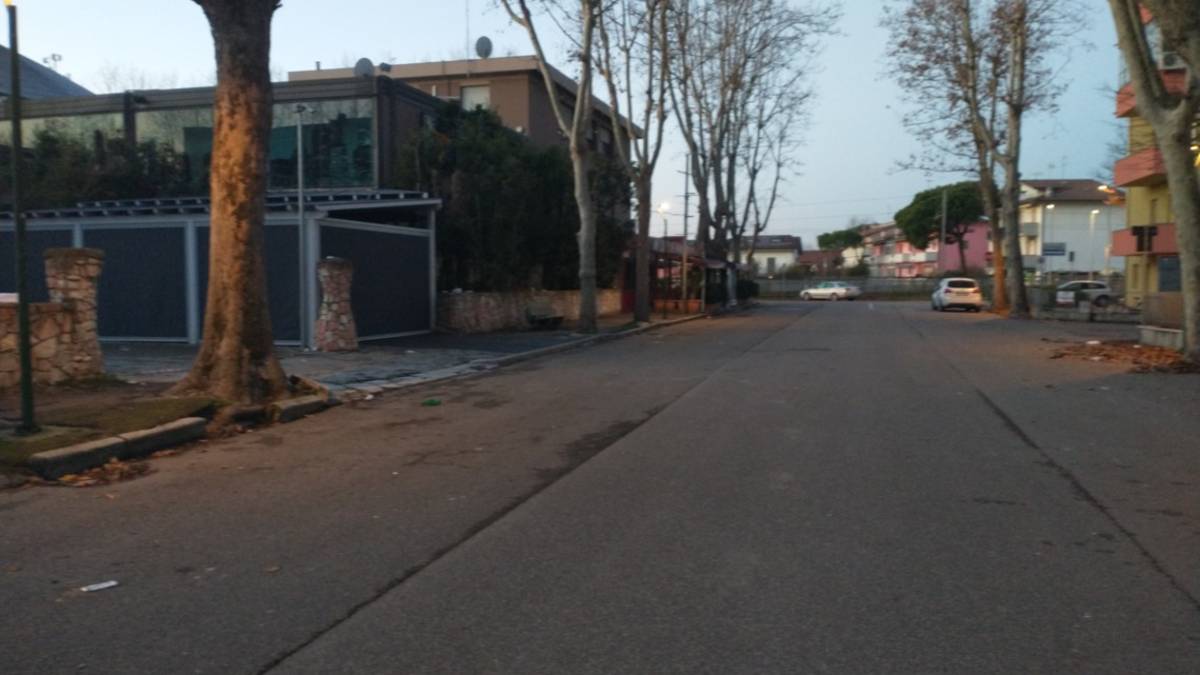 Cesenatico. Investimento e rissa fuori dall'Energy: tre feriti, uno è molto grave
