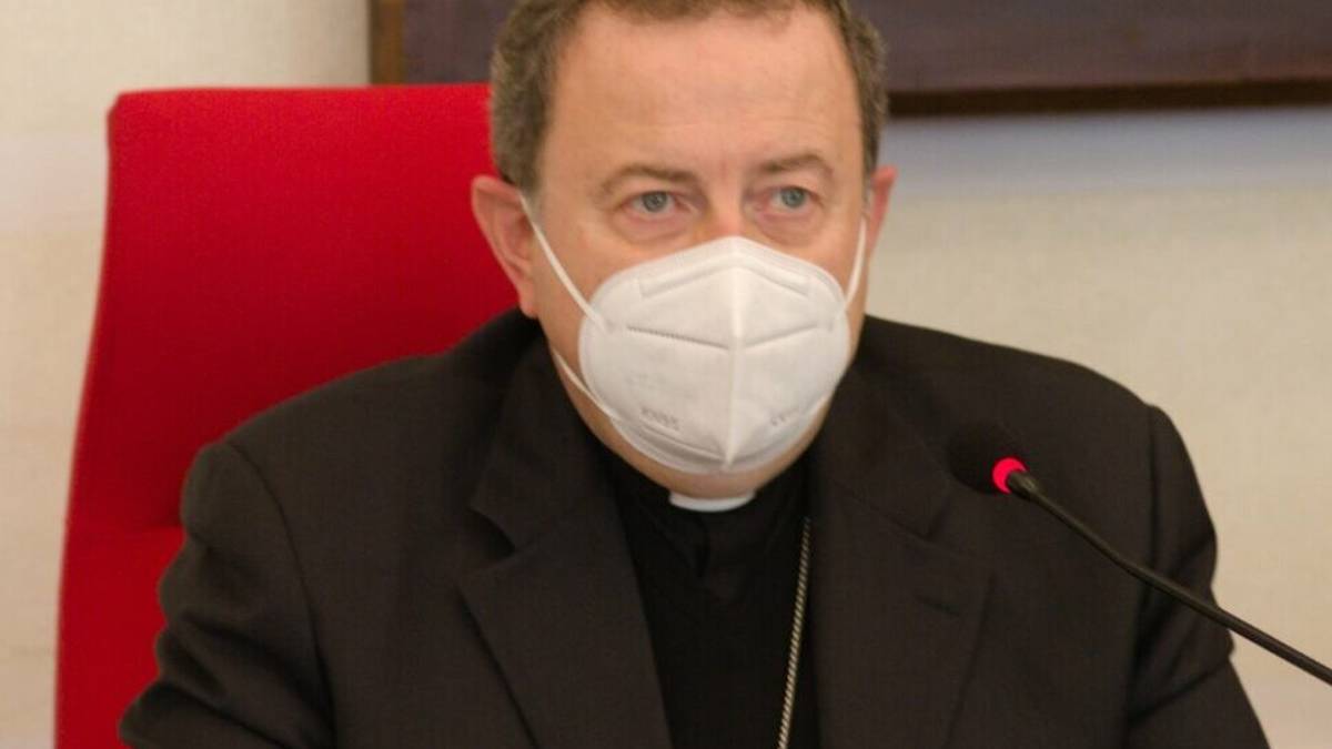 Ravenna, la diocesi ai fedeli: Portatevi le palme da casa
