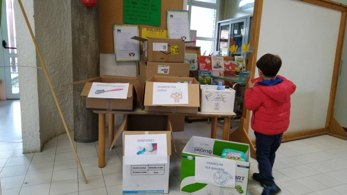 Forlì per l'Ucraina, un successo la raccolta dei nidi e delle scuole dell'infanzia