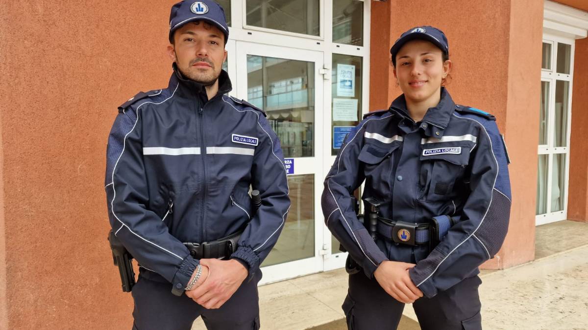 Maltempo a Riccione, due donne poliziotto si tuffano nel sottopasso e salvano due uomini