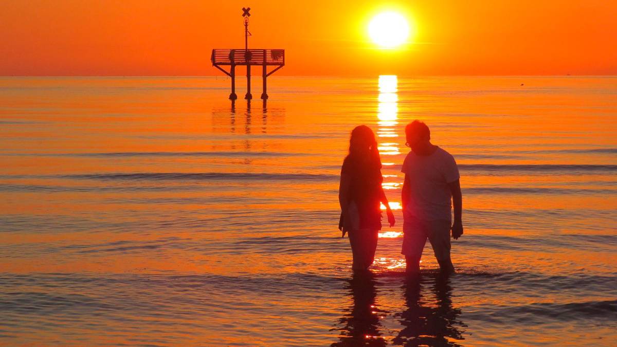 Notte Rosa 2026 a Rimini, è iniziato il week-end più caldo dell’estate - Gallery