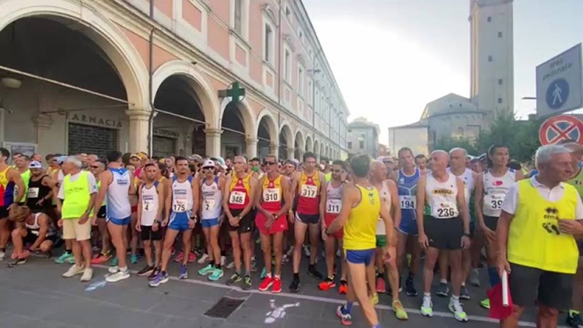 Podismo, lo spettacolo della San Giovanni a Cesena vinta da De Nicolò e Facciani VIDEO