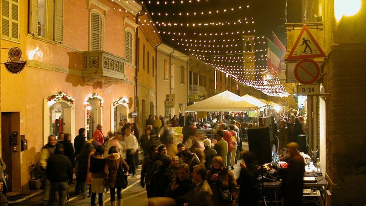 Cosa fare in autunno in Romagna: a fine novembre torna la Piccola Fiera di Roncofreddo