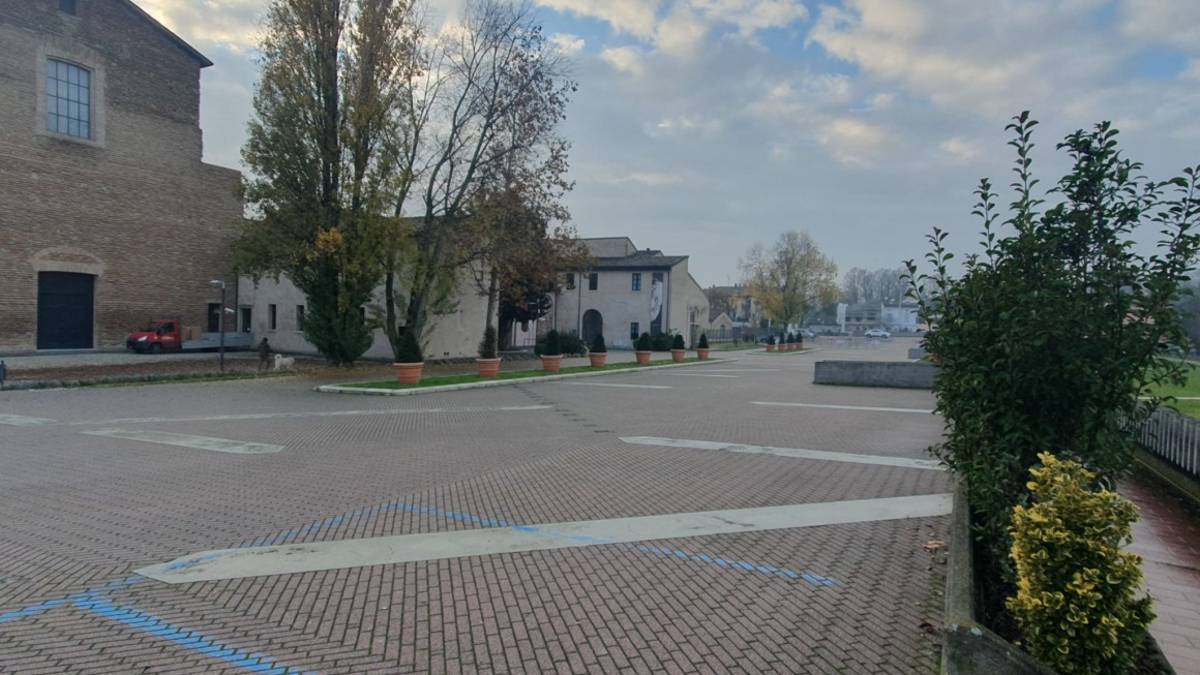 Forlì, mercato contadino sabato sulla Barcaccia