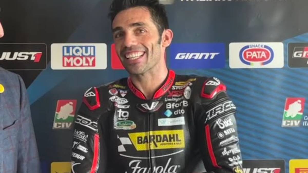 Superbike, Pirro vince a Misano davanti a Vitali VIDEO