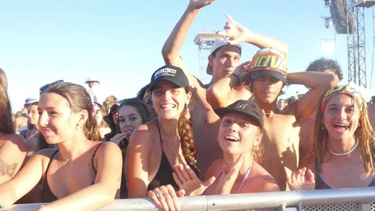 Jova Beach Party: Marina di Ravenna riscopre il gusto dell'happy hour VIDEO