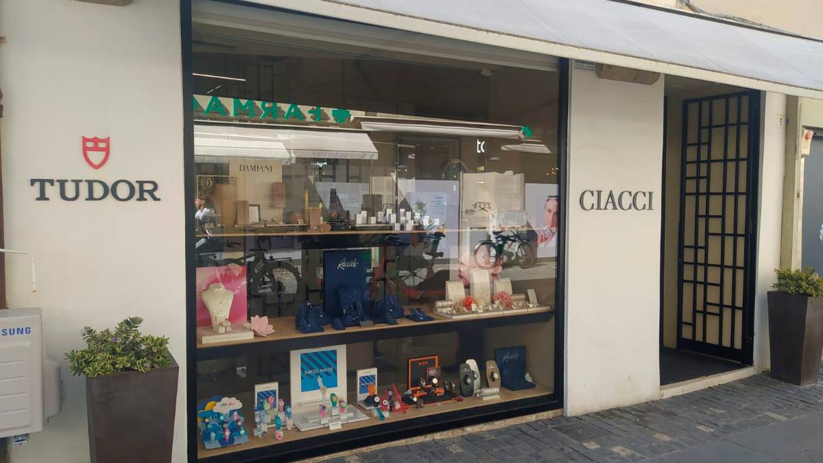 La gioielleria presa di mira