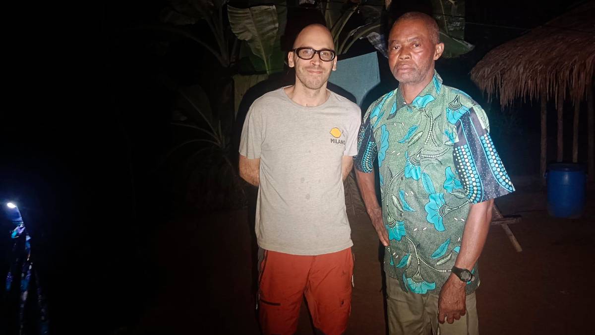 Marcello con un congolese e un bonobo
