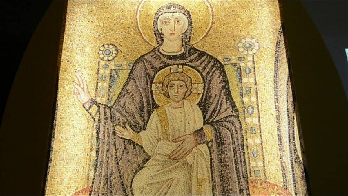 Ravenna, la magia della mostra di Sant'Apollinare