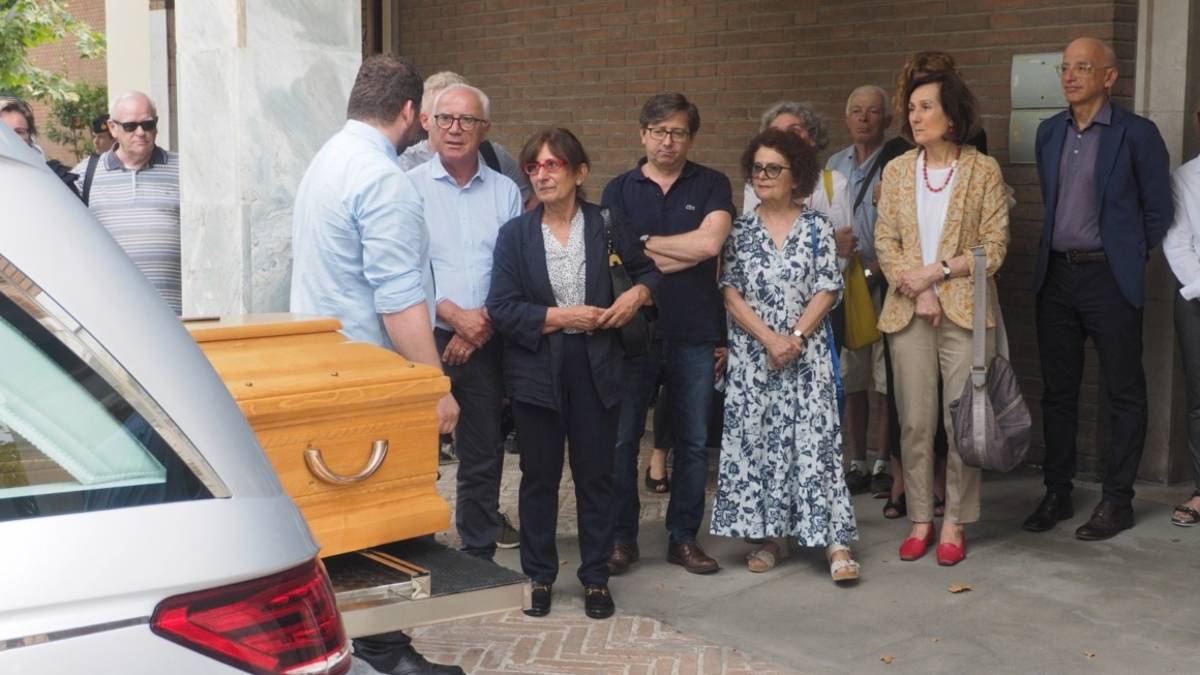 Ravenna, pochi intimi per l'ultimo saluto a Walter Della Monica - Gallery