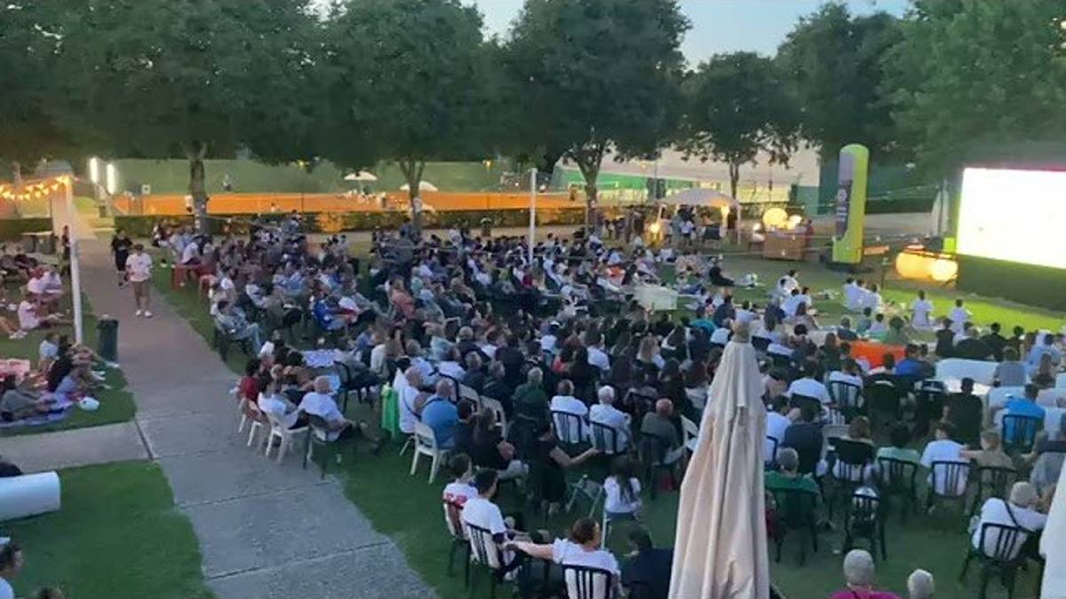 Maxischermi per l'Italia in tutto il Cesenate