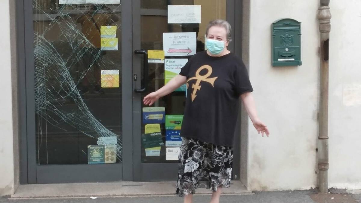 Alfonsine, spaccata in tabaccheria con un furgone ma i ladri finiscono nel video