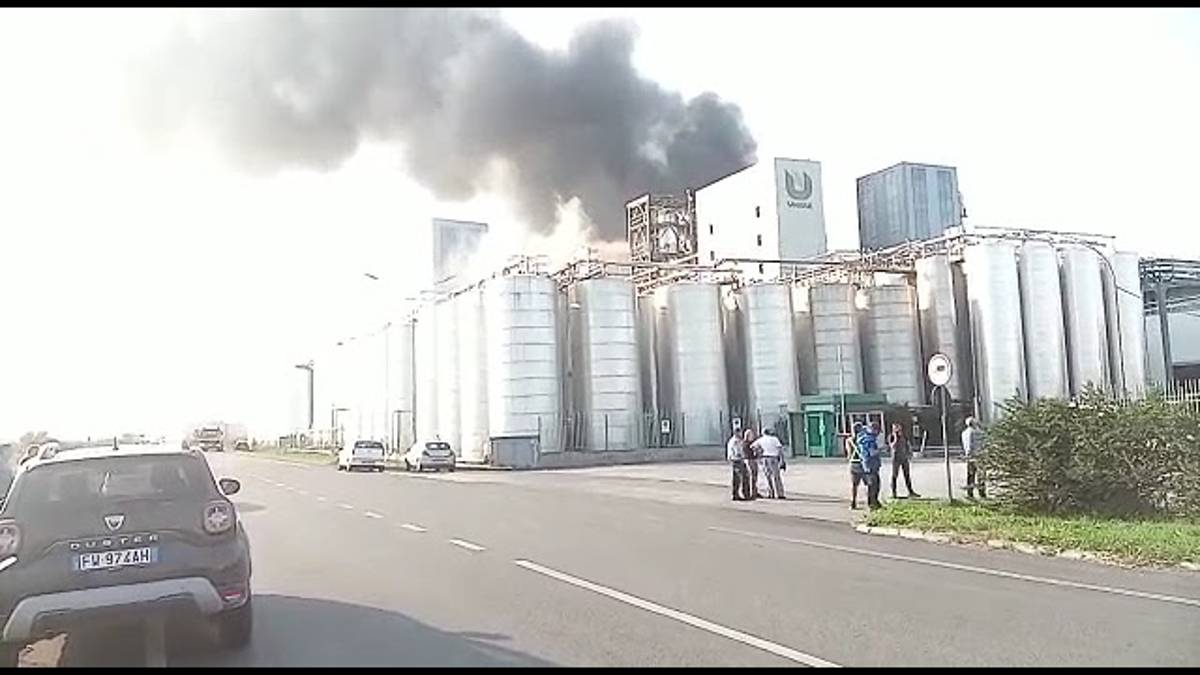 Incendio all'Unigrà di Conselice: Per fortuna nessun ferito