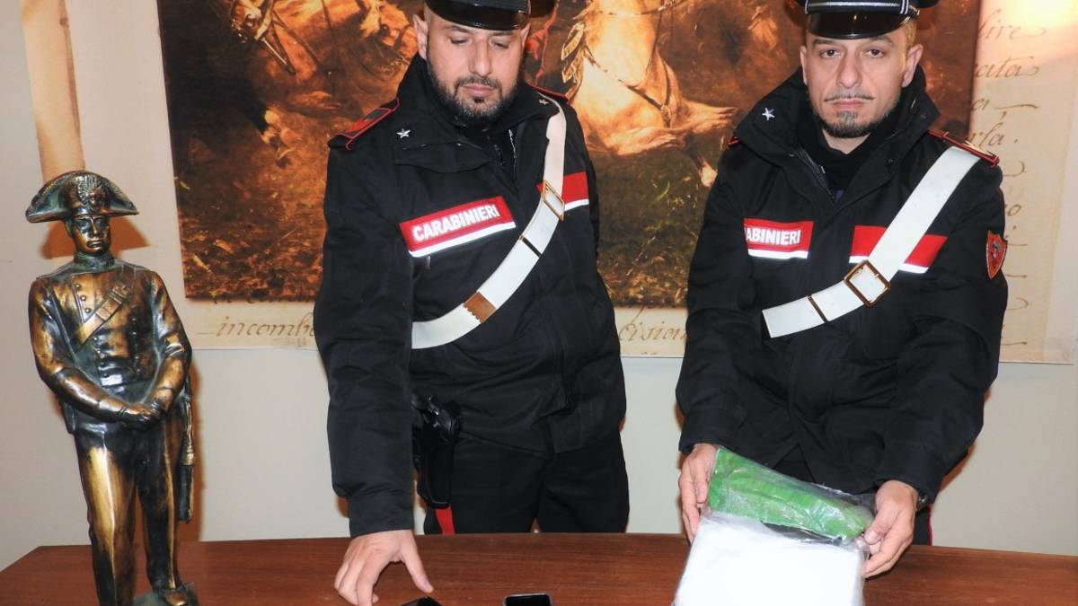 Imola, in viaggio con un chilo di cocaina nella Smart: arrestato 24enne di Casalfiumanese
