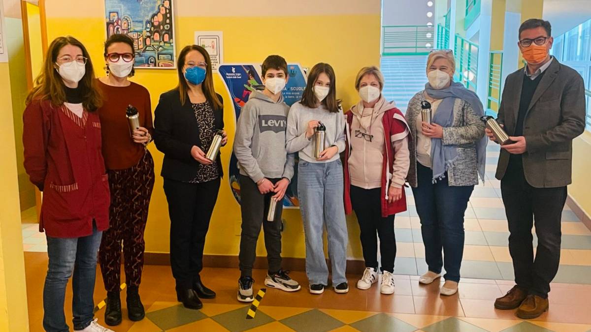 Verucchio, 315 borracce per le scuole del territorio