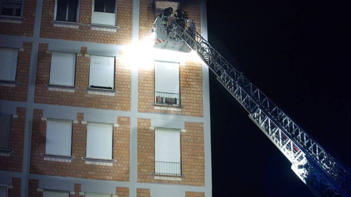 #getAltImage_v1($tempImage)