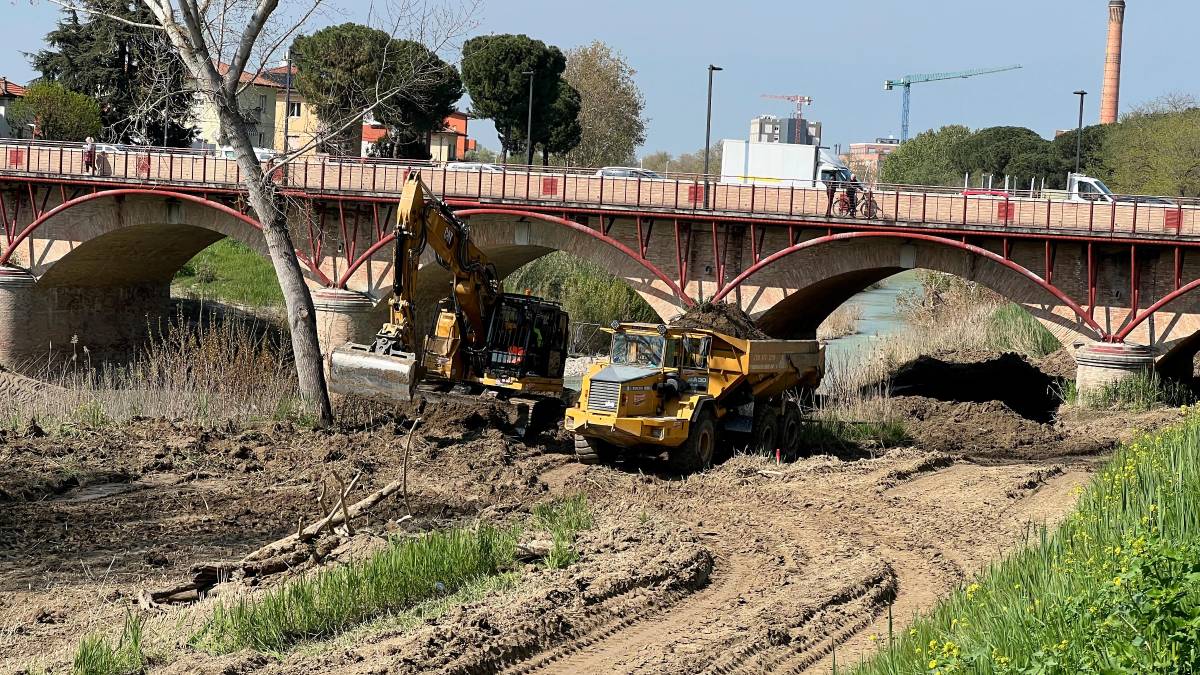 Cesena, via ai lavori su 2,8 chilometri di tratto del Savio: “Un’opera fondamentale” VIDEO