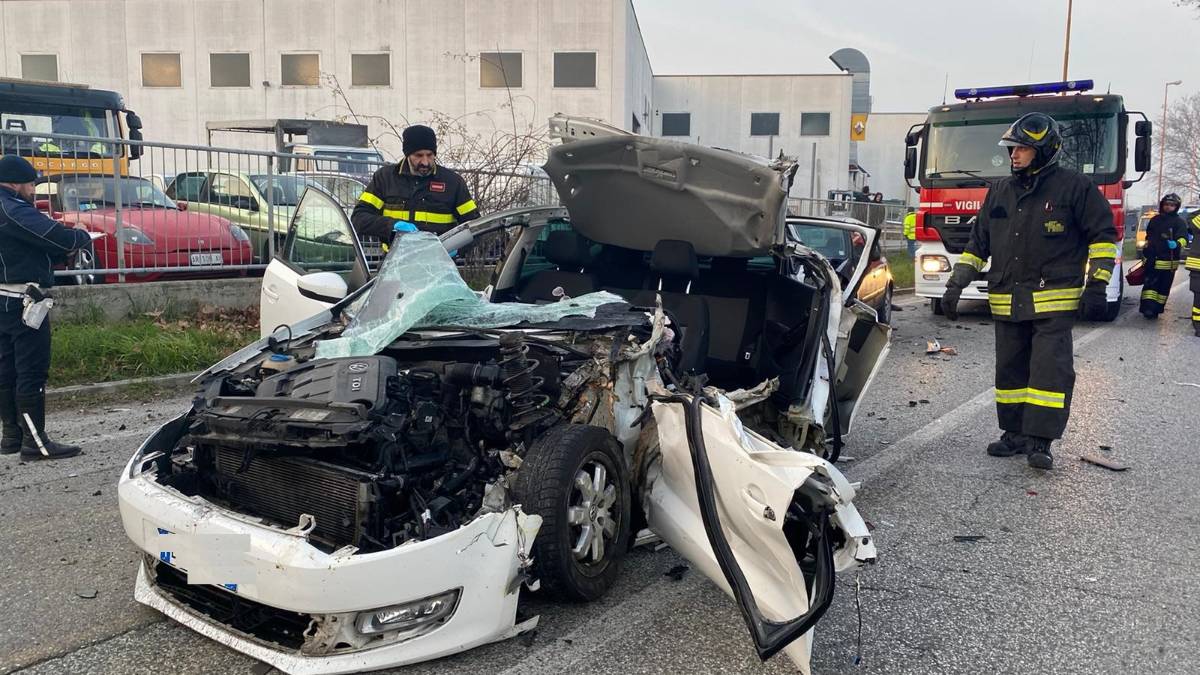 Cesena: incidente auto trattore, gravissima una donna - VIDEO