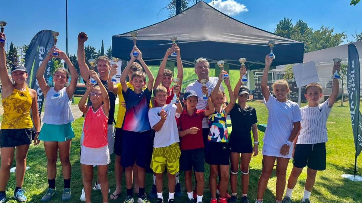 Tennis, tutti i vincitori del “Galimberti Tennis Academy Facile Rogitare Junior Cup” Under 10-12-14 / GALLERY