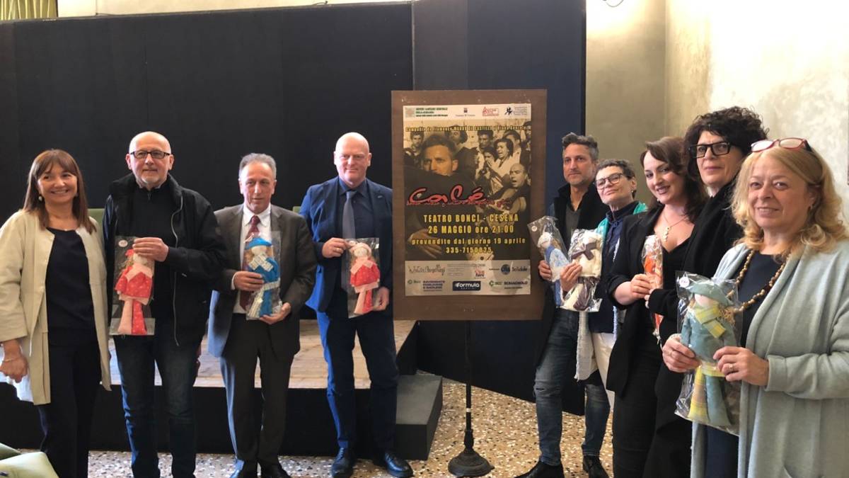 Cesena, le danze gitane di Calè al Bonci per dire no alla violenza di genere