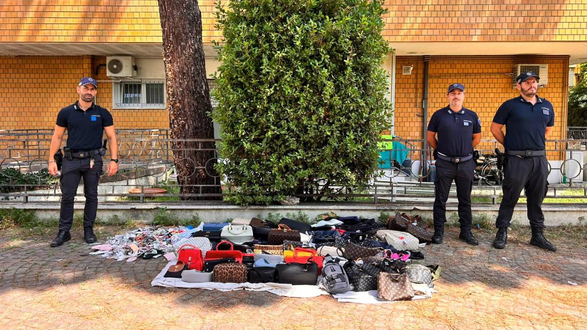 Bellaria Igea Marina, bando per due agenti di Polizia Locale e stangata sull’abusivismo in spiaggia