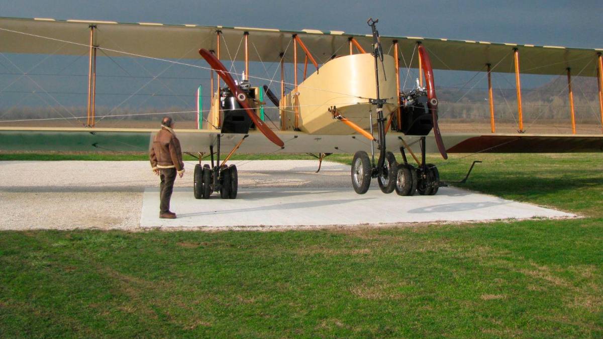 Il Caproni Ca.3 I-ZANA, legato alla figura di Luigi Ridolfi