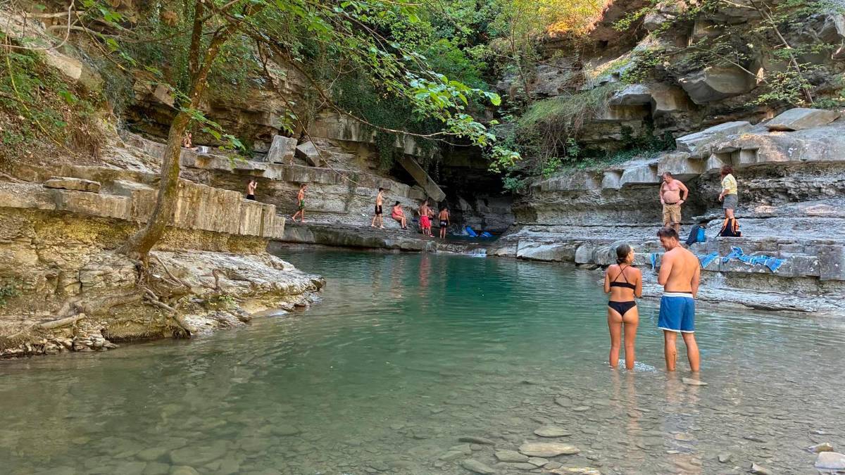 La Grotta Urlante a Premilcuore attira sempre tanti turisti