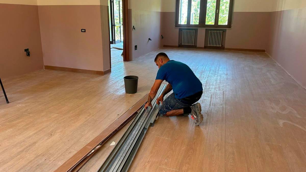 Lavori di sistemazione delle stanze nel Convitto