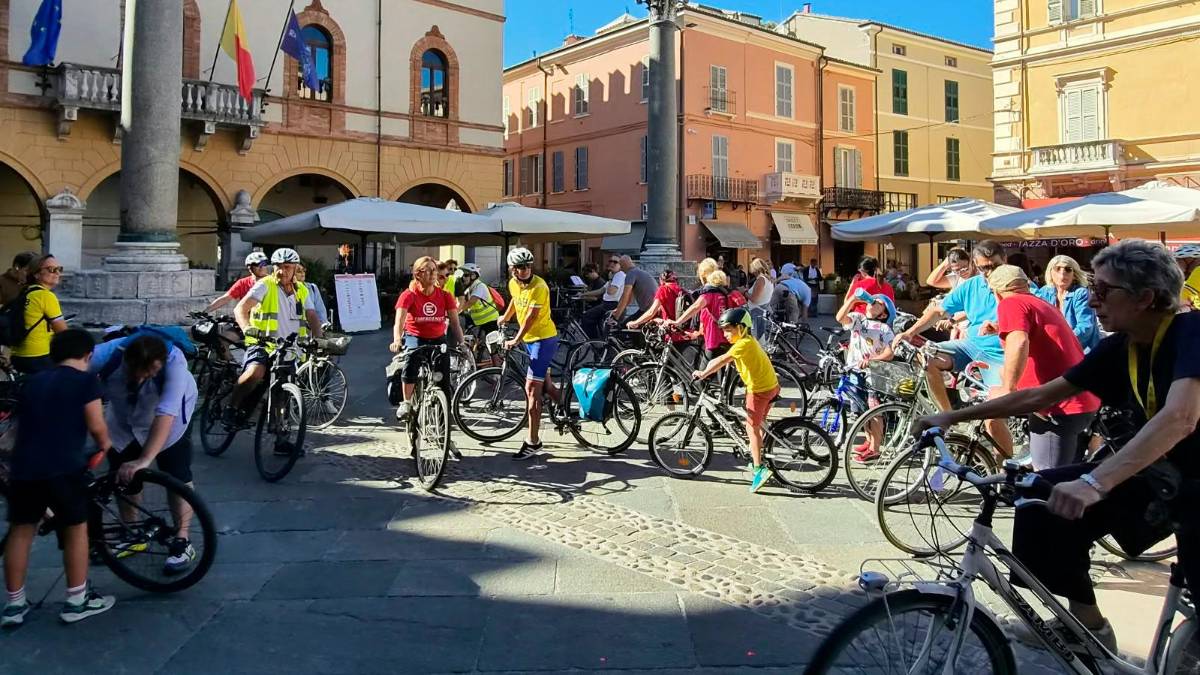 Ravenna, in 70 alla pedalata “Pedali di Pace”