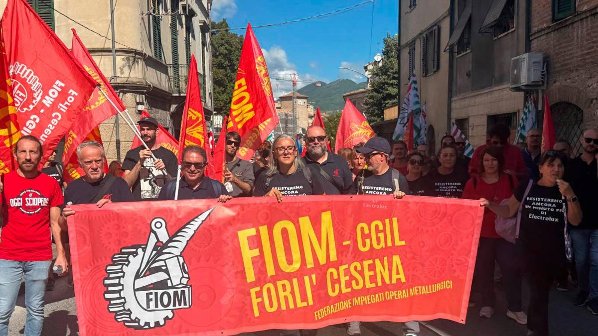 Forlì, crisi Electrolux, la Fiom Cgil: “Il confronto prosegue, ma i nodi della vertenza restano”