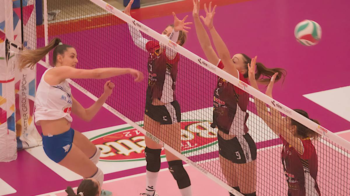 Volley A2 donne, De Lorenzi: Teodora, le avventure senza il giusto budget non mi piacciono
