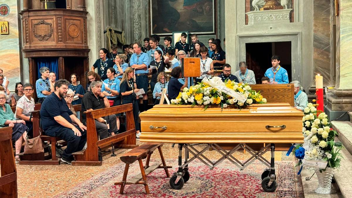 Cesena, l’ultimo saluto a Paolo Zoffoli: “Ora sbuca dalla sua tenda nel campeggio del regno dei cieli”