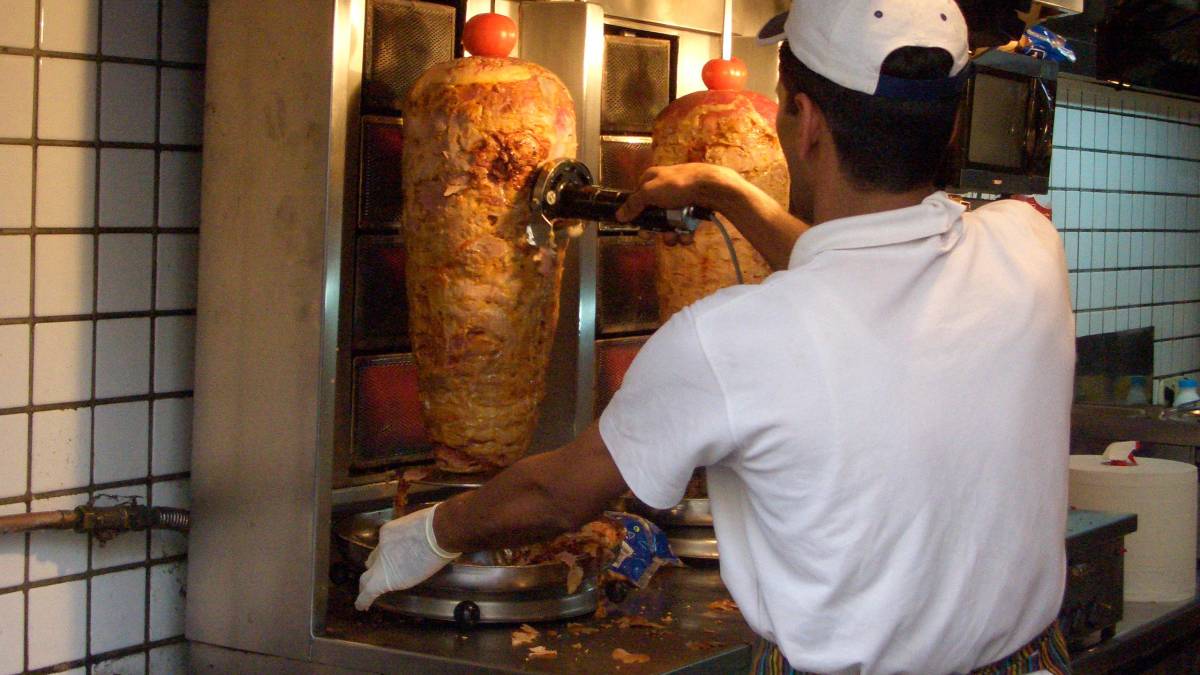 Romagna, immigrazione ed economia: crescono le imprese straniere, ma il divario sui redditi resta di 10mila euro