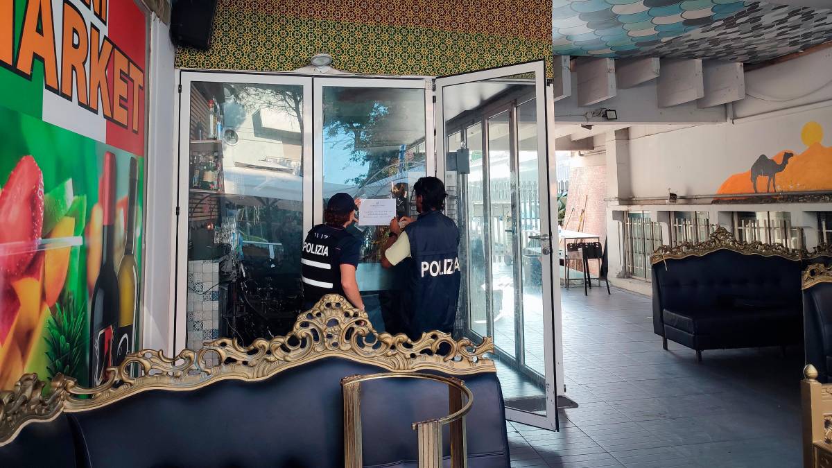Rimini, rissa con bottiglie e coltelli: sospesa la licenza al punbblico esercizio