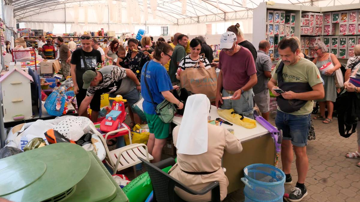 Imola, mercatino dell’usato solidale: tre progetti per i Cappuccini