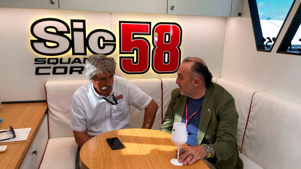 Paolo Simoncelli durante l’intervista con il Corriere Romagna all’interno del motorhome del Sic 58