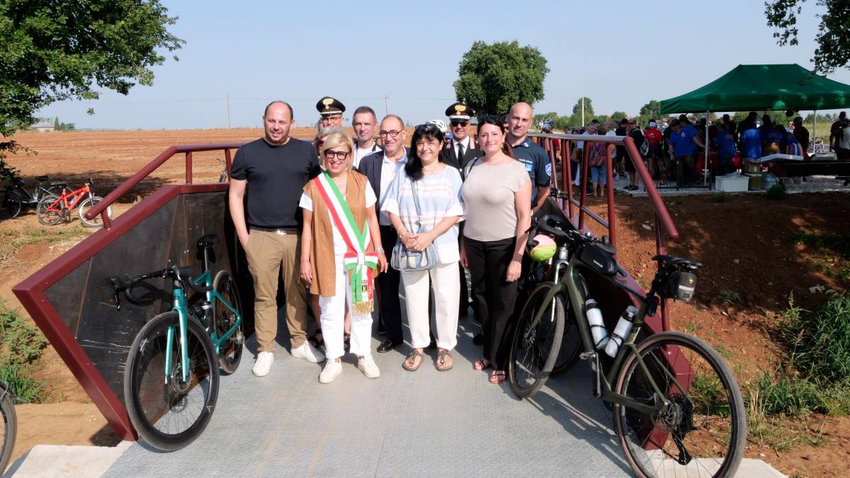 Dozza-Castel San Pietro, inaugurata la nuova pista ciclabile lungo la via Emilia GALLERY MMPH
