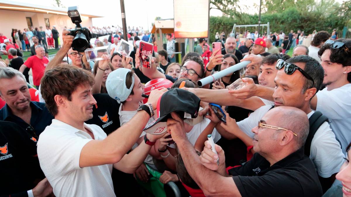 Imola, Leclerc a Spazzate Sassatelli e l’augurio di «rivedersi a fine anno»