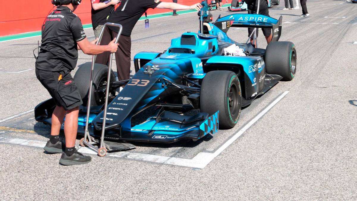 Imola, all’Enzo e Dino Ferrari il debutto europeo per le corse di auto guidate dall’intelligenza artificiale