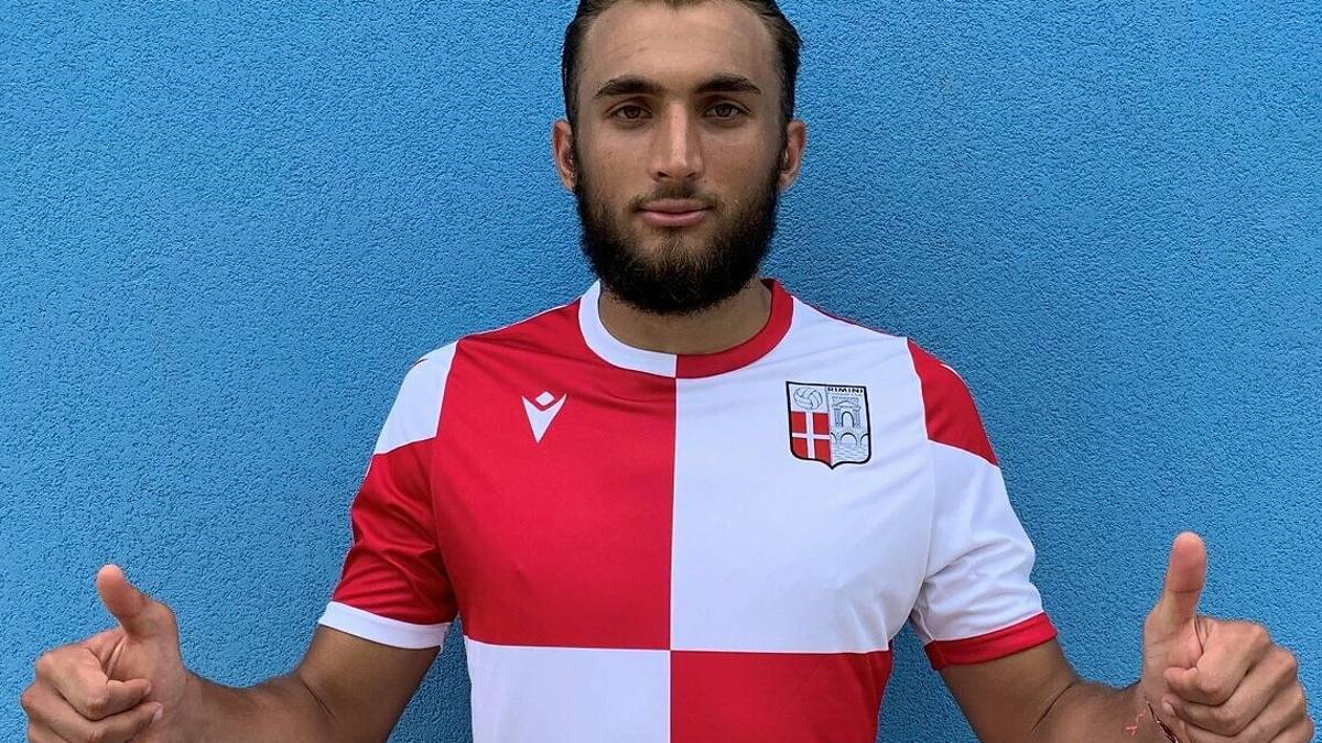 Calcio D, il Rimini rinforza la difesa con il centrale Nicola Pietrangeli
