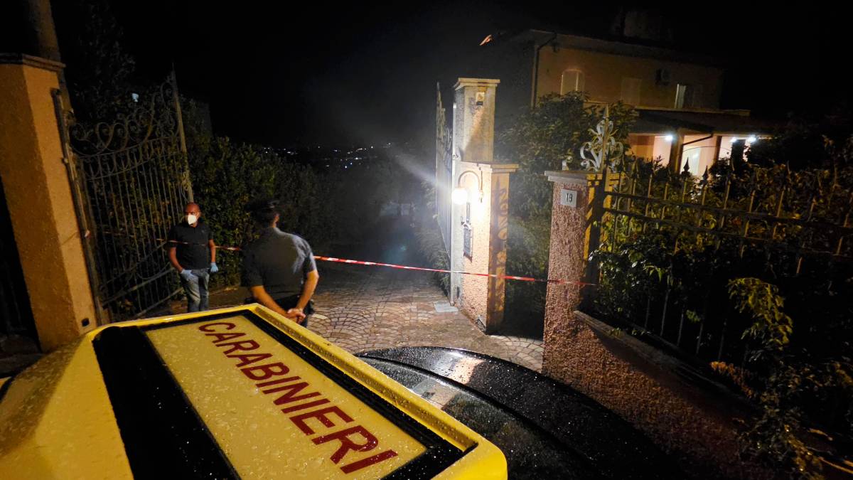Rimini, omicidio a Mulazzano. Morta una donna di 62 anni, pare colpita a martellate
