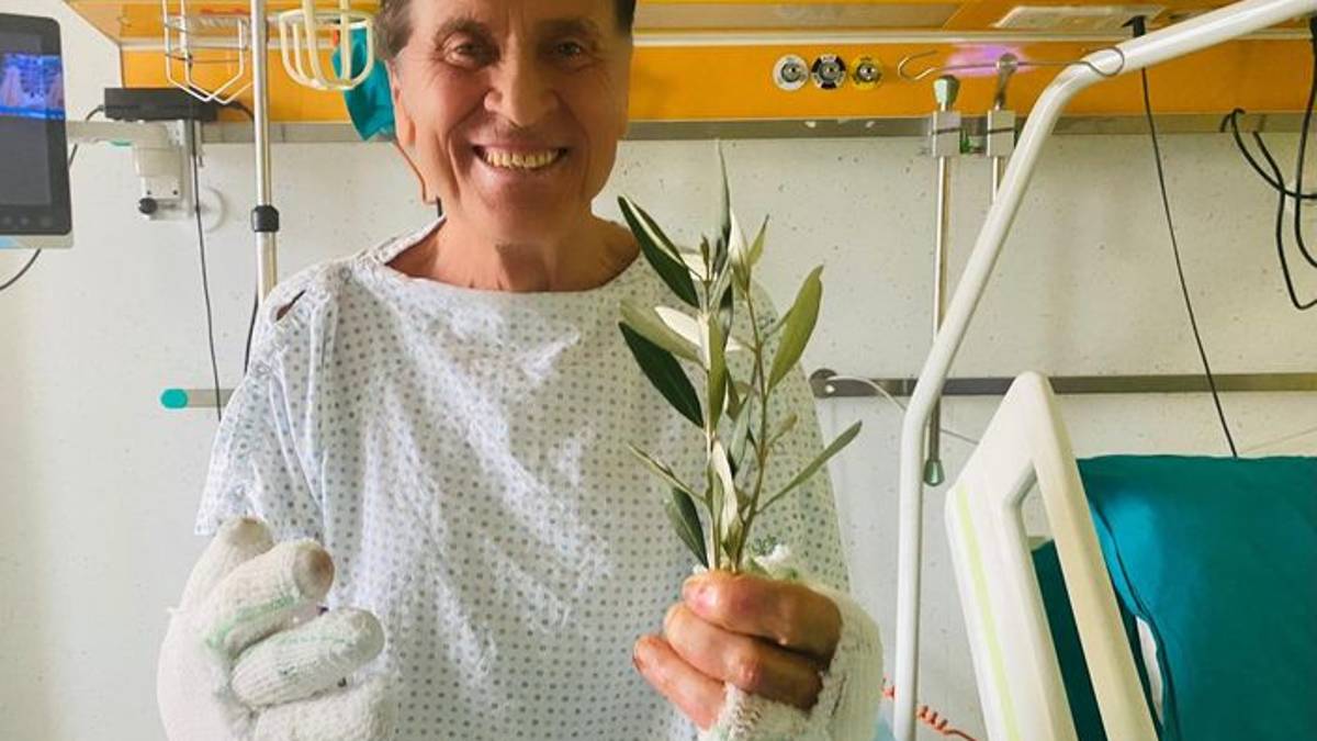 Domenica delle Palme: gli auguri di Morandi dall'ospedale di Cesena