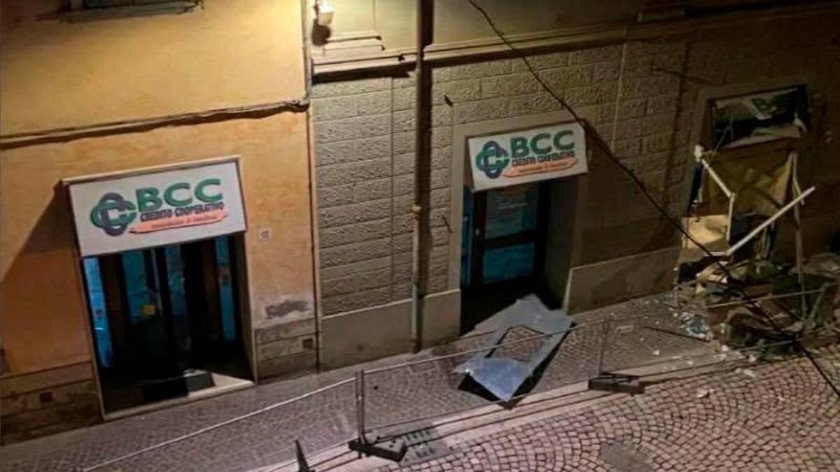 Modigliana, fatto esplodere il bancomat