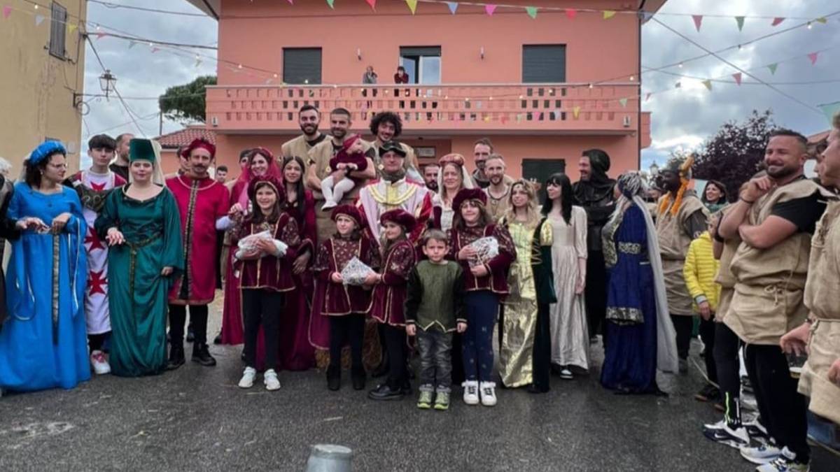 Borghi, la Contesa del pozzo non teme la pioggia