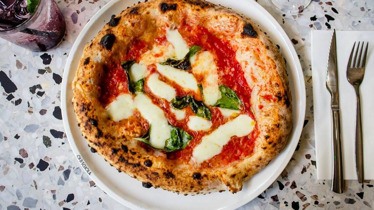 Motorini per le consegne senza assicurazione, sanzionata pizzeria a Rimini
