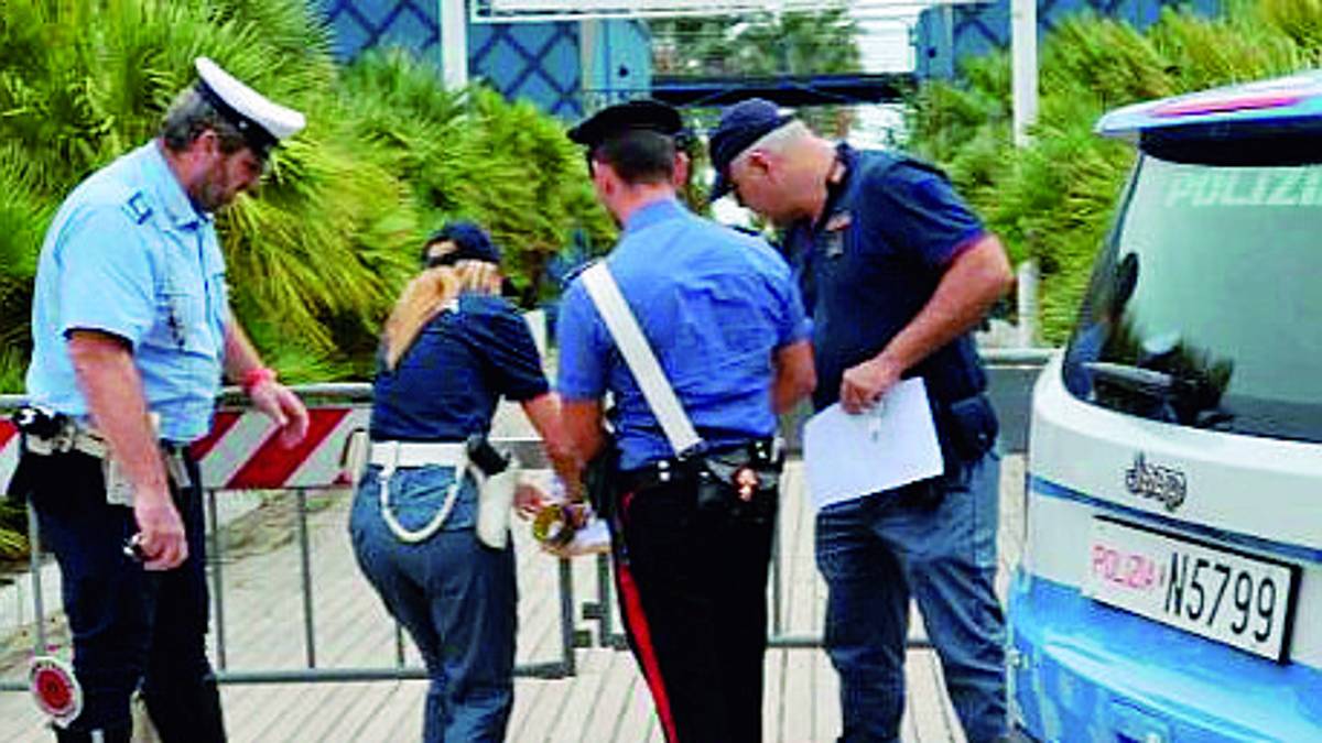 Sigilli al Marina Bay di Marina di Ravenna, chiuso per 15 giorni