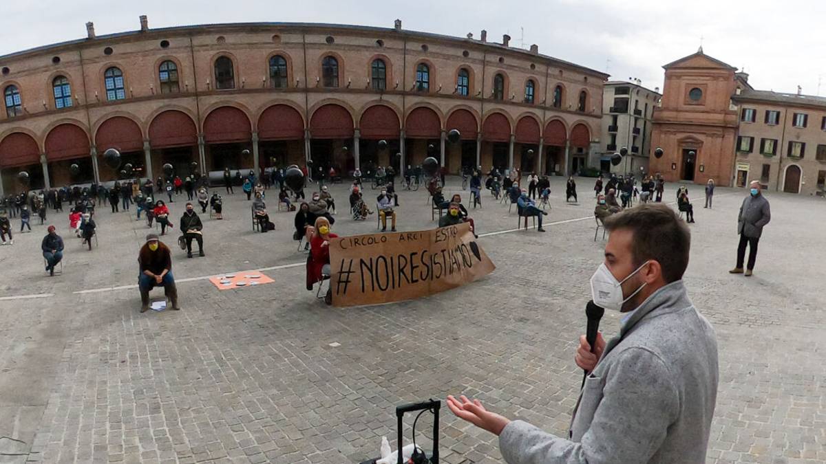Imola, il sindaco alla piazza che protesta:F1 sarà a porte chiuse