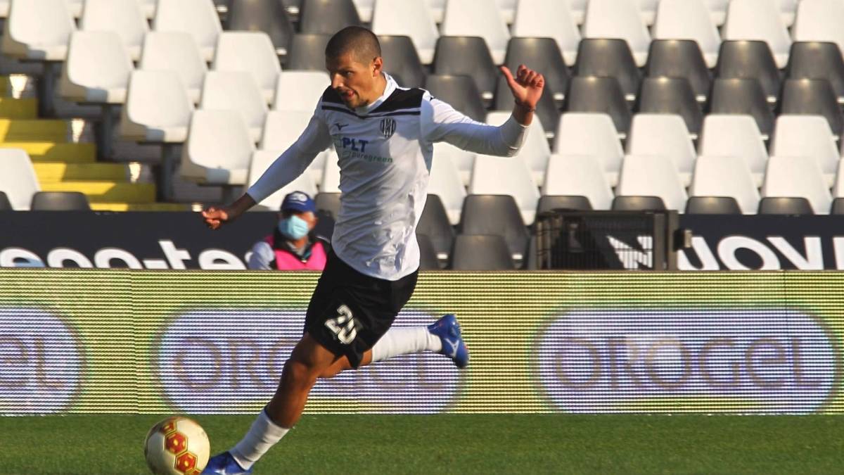 Calcio C Cesena, si teme un focolaio: a rischio la gara col Perugia